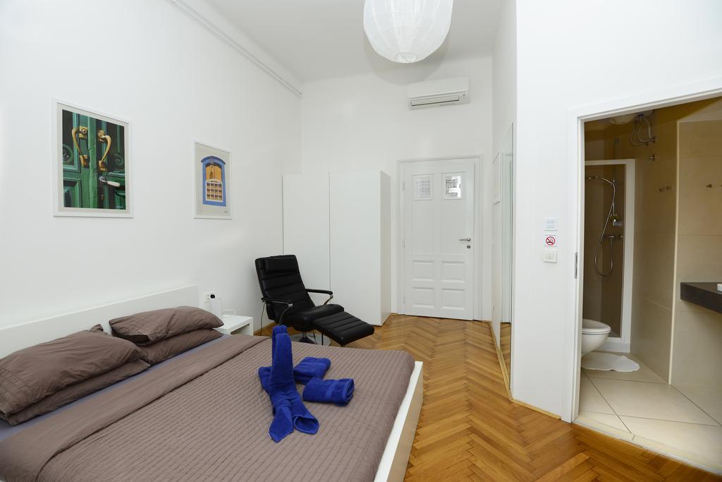Galeria Rooms Λιουμπλιάνα Δωμάτιο φωτογραφία